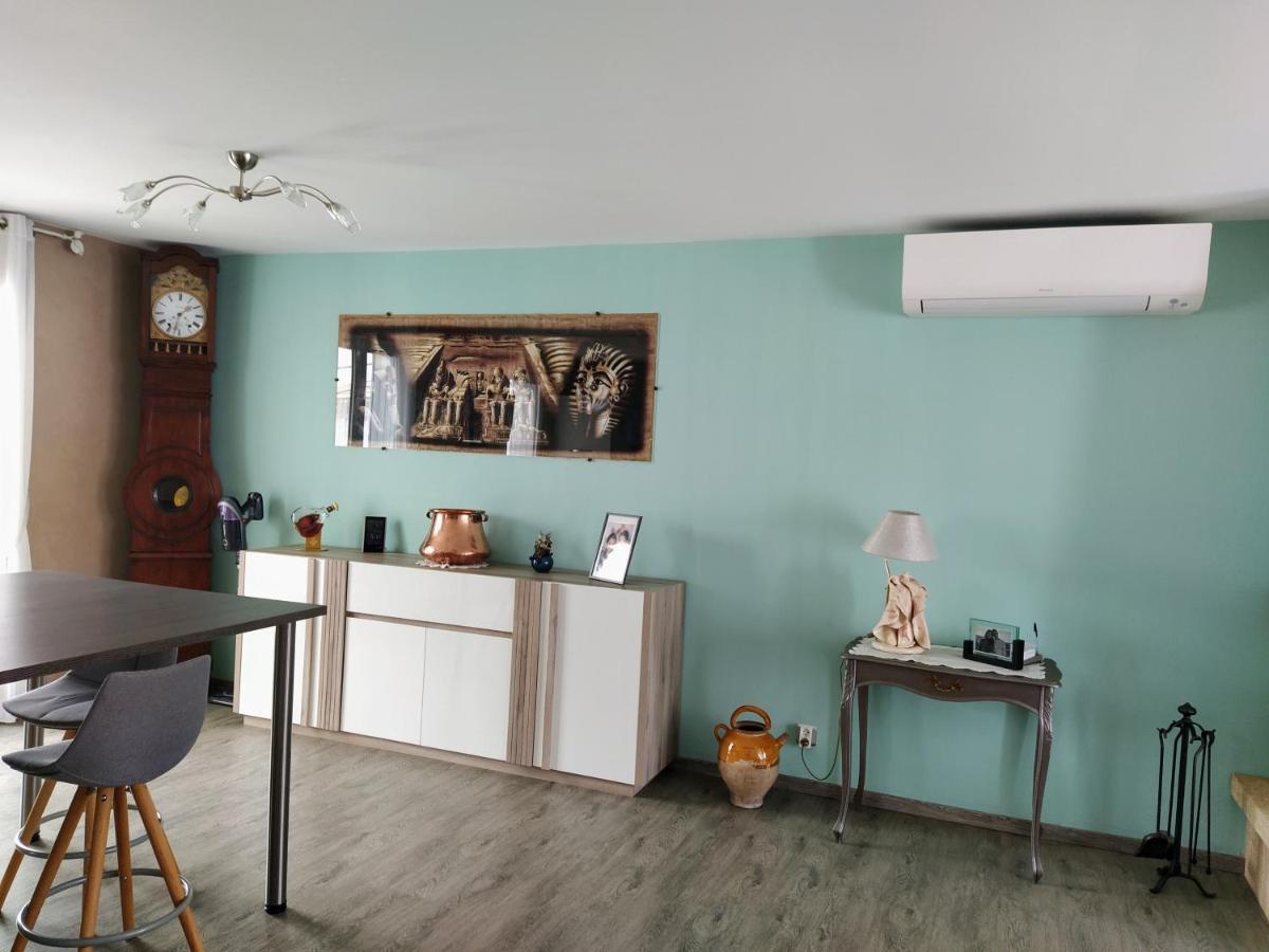 Maison Plain Pied Avec Jardin, Terrasse Et Veranda Коняк Екстериор снимка