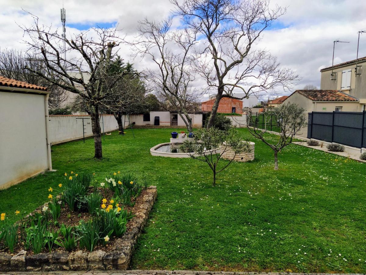 Maison Plain Pied Avec Jardin, Terrasse Et Veranda Коняк Екстериор снимка
